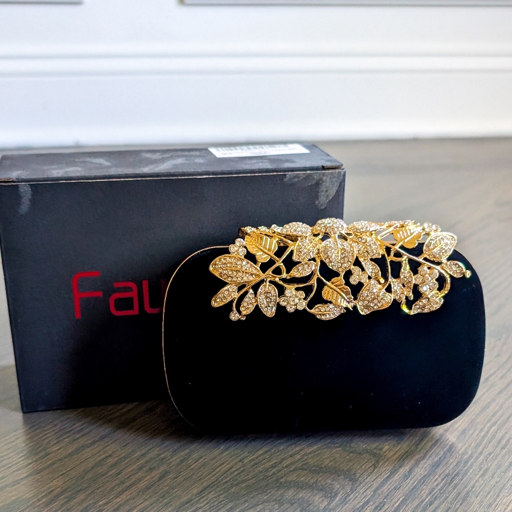 Fawziya Women's Crown Velvet Clutch Purse Evening Bags, Black